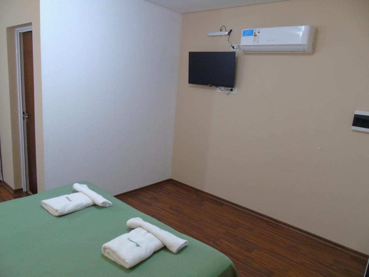 Urunday Apart Hotel Posadas Bagian luar foto